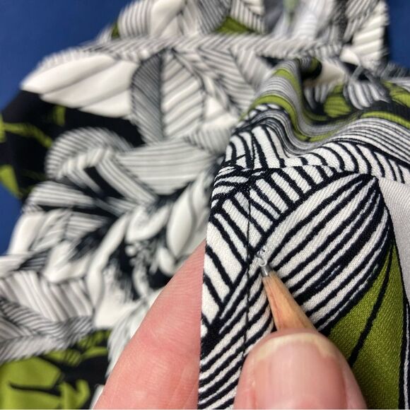 London Times Dress SZ 4 Black White Green Floral Length Sheath Cap Sleeve Summer - Picture 12 of 12